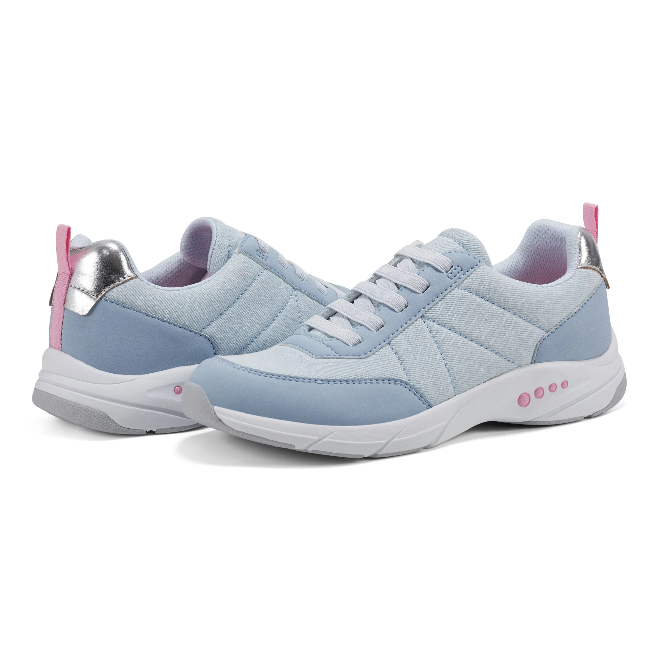 Arletty Walking Shoes