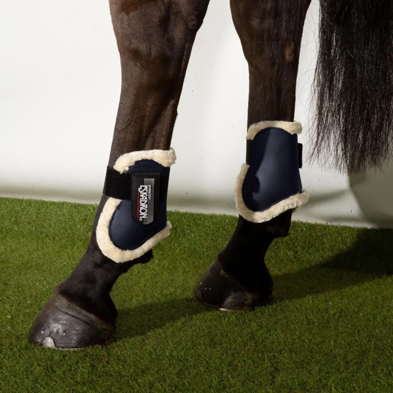 Eskadron Faux Fur Compact H Tendon Boots